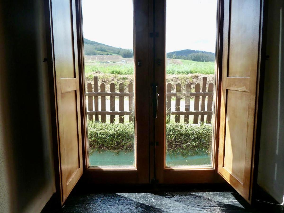 فيلا Casita Feliz Entre Montanas Y Cerca Del Mar Trabada المظهر الخارجي الصورة