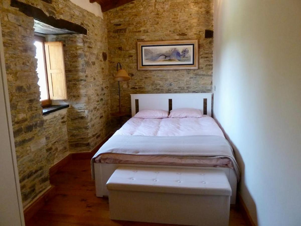 فيلا Casita Feliz Entre Montanas Y Cerca Del Mar Trabada المظهر الخارجي الصورة