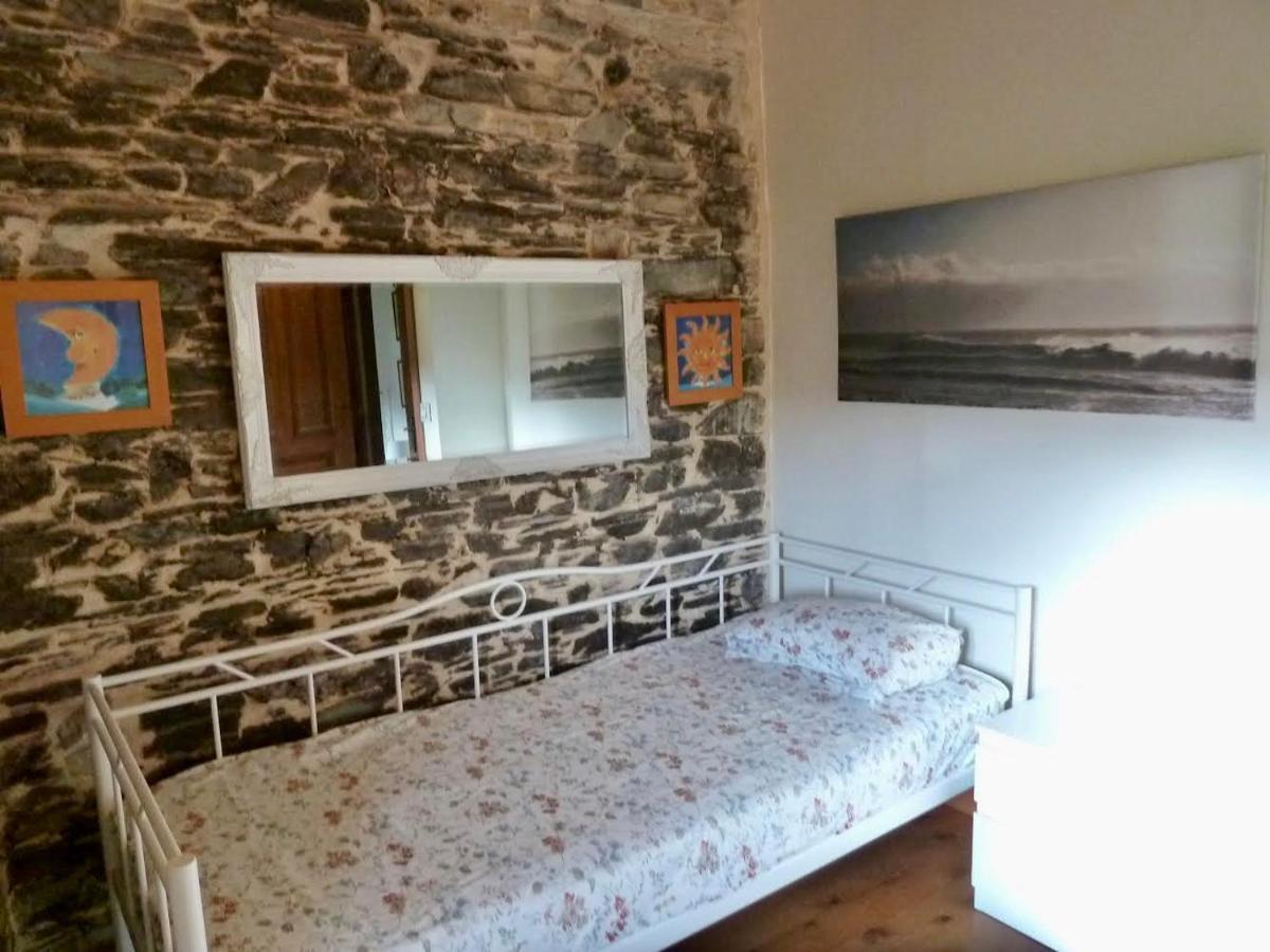 فيلا Casita Feliz Entre Montanas Y Cerca Del Mar Trabada المظهر الخارجي الصورة